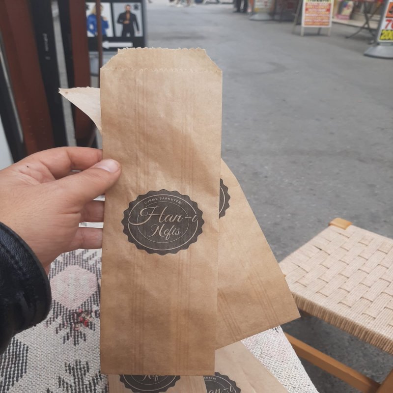 izmir baskılı çatal bıçak kaşık zarfı beyaz kraft şamua sülfit  kılıfı kağıdı telefon fiyat